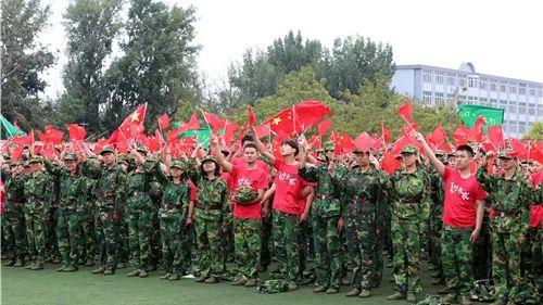 iro羿龙行车记录仪T90使用说明书？